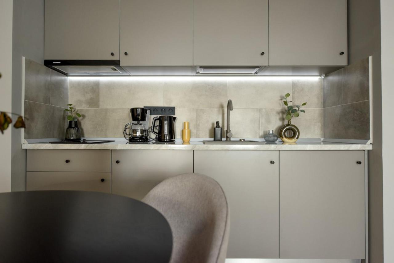Luxury Apartment Near Radisson Hotel - Wall Projector & Modern Design Bucharest Luaran gambar
