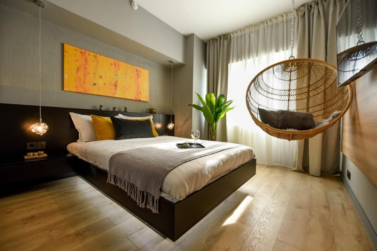 Luxury Apartment Near Radisson Hotel - Wall Projector & Modern Design Bucharest Luaran gambar