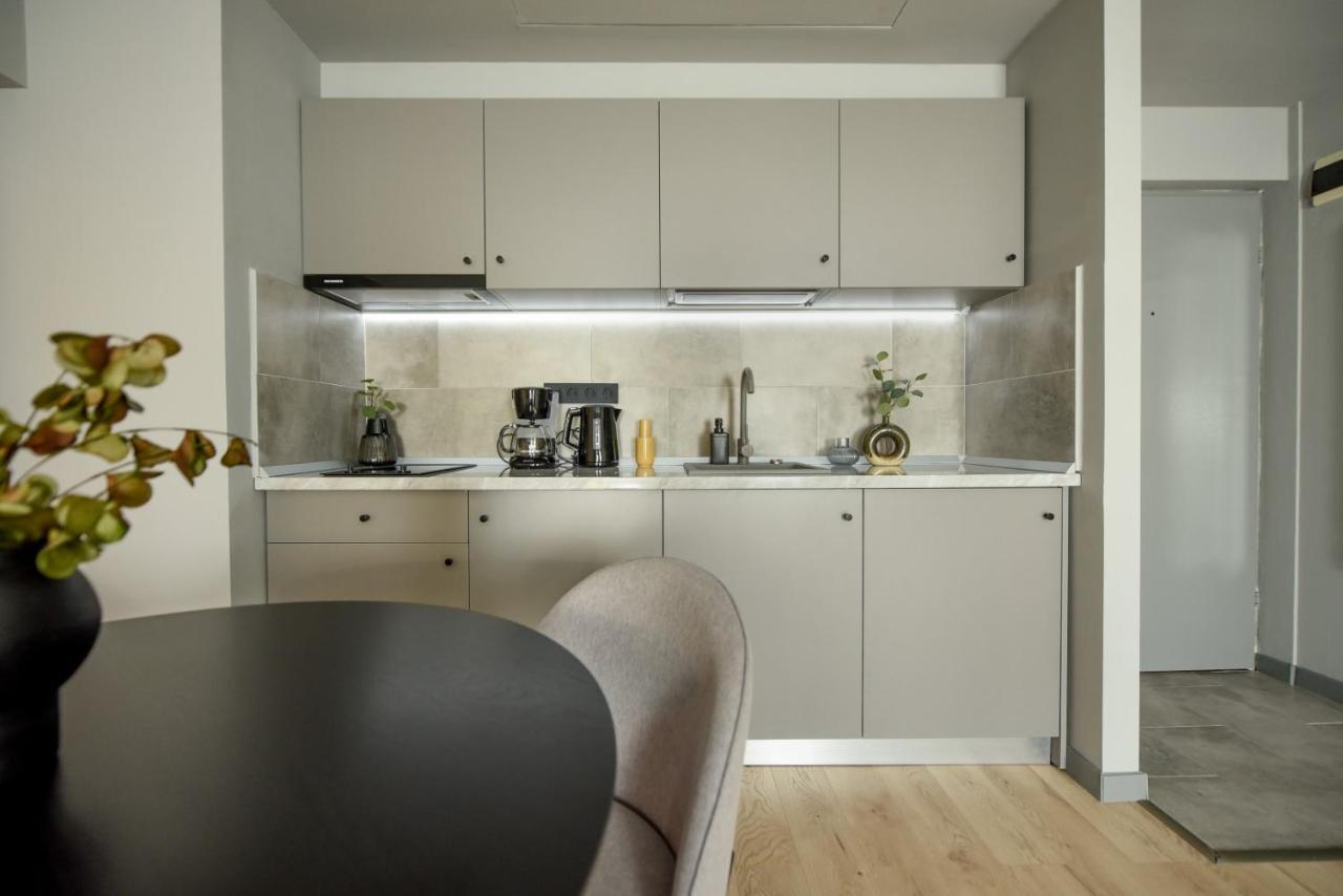 Luxury Apartment Near Radisson Hotel - Wall Projector & Modern Design Bucharest Luaran gambar
